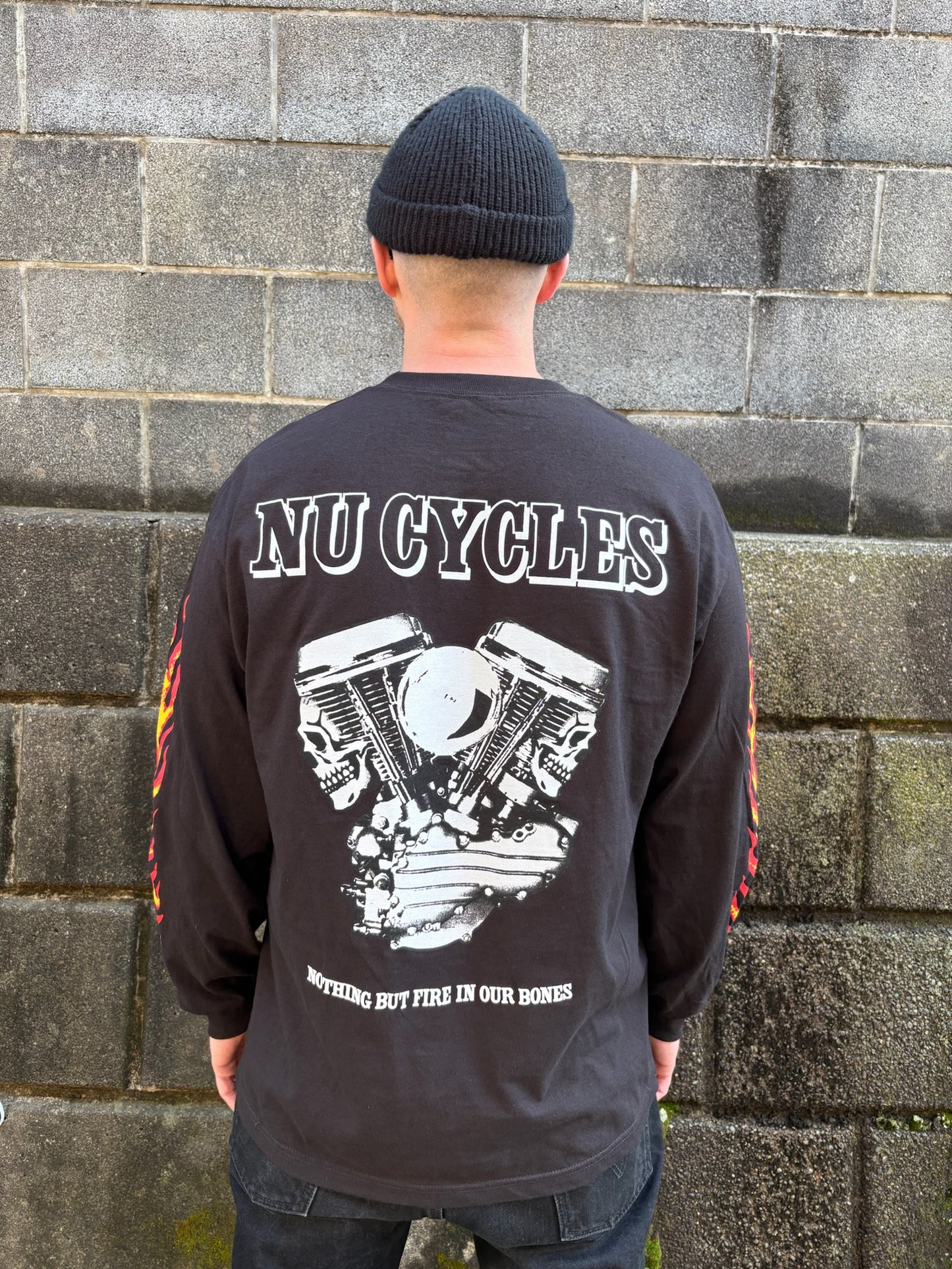 NU CYCLES FIRE IN BONES 長袖ショップTシャツ